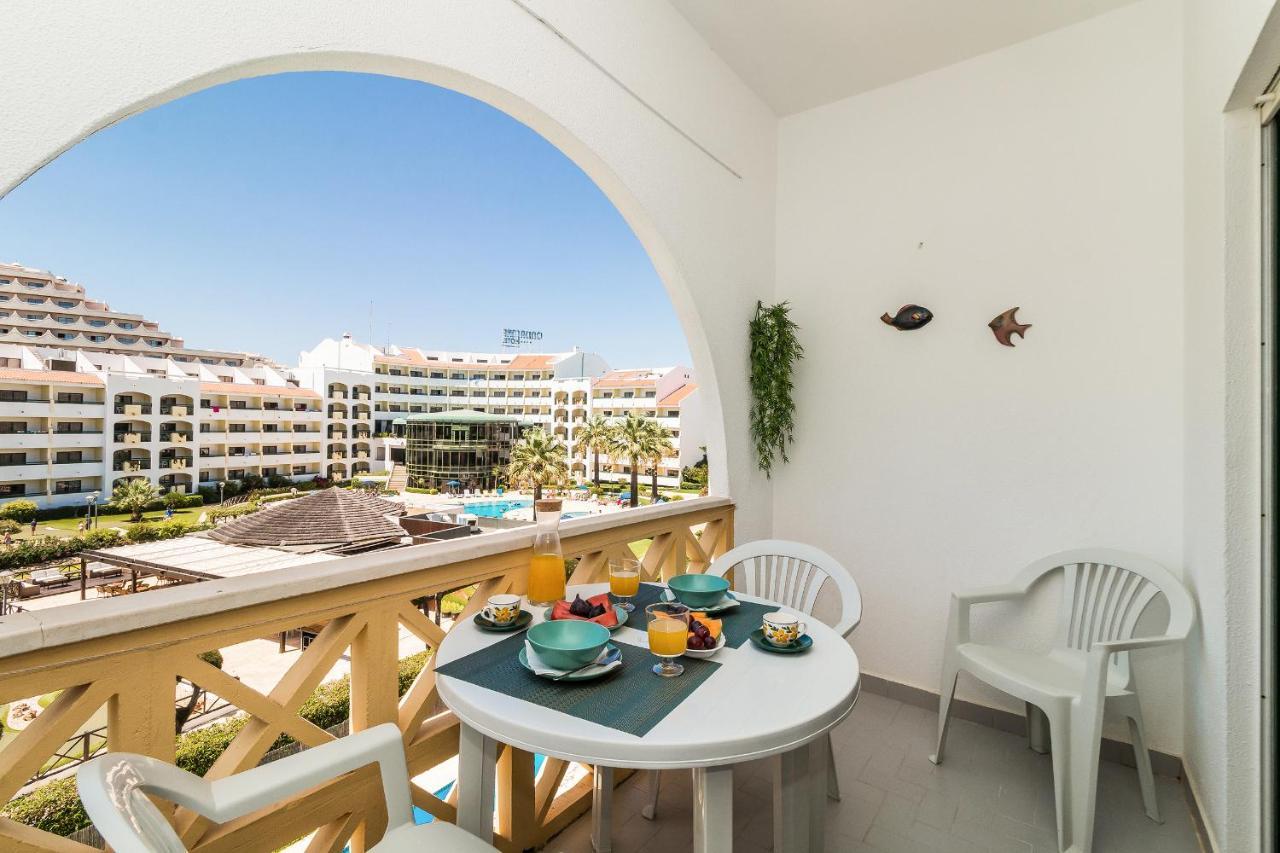Areyas Pool By Alzira Apartment